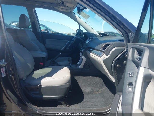 Subaru Forester 2.5i Limited 2017 JF2SJAJC0HH806794 Image 5