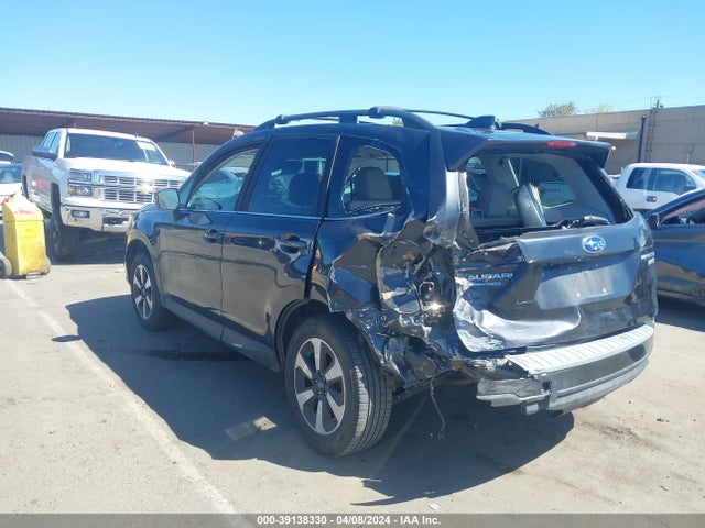 Subaru Forester 2.5i Limited 2017 JF2SJAJC0HH806794 Image 6