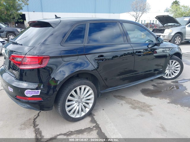 WAUUPBFF4GA112273 Audi A3 E-tron 1.4t Premium