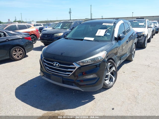 Hyundai Tucson Value 2018 KM8J33A28JU639973 Image 2