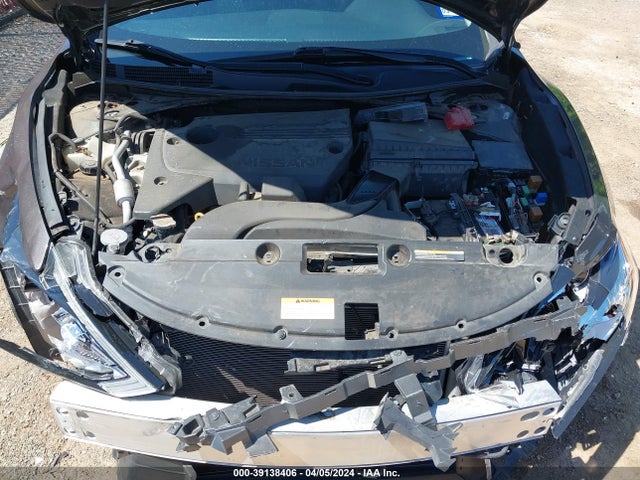 Nissan Altima 2.5 S 2016 1N4AL3AP6GN346341 Image 10