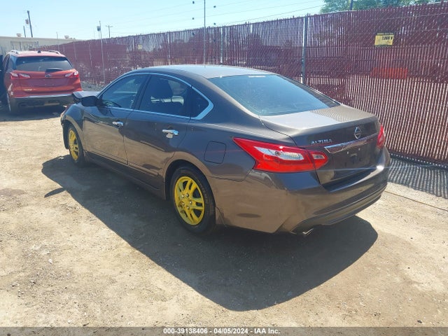 Nissan Altima 2.5 S 2016 1N4AL3AP6GN346341 Image 3
