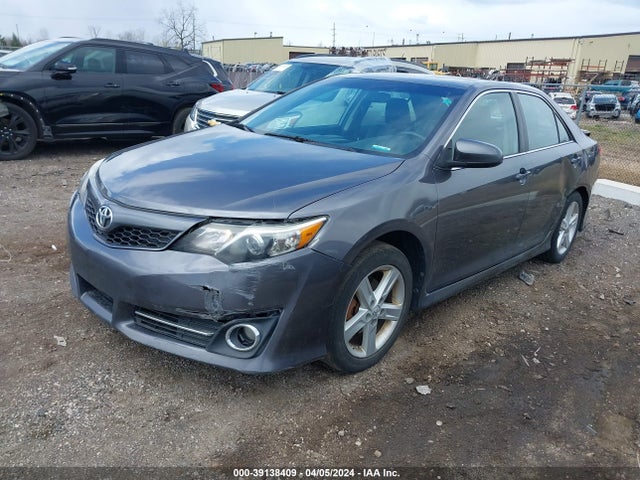 Toyota CAMRY SE 2014 4T1BF1FK9EU810292 Image 2