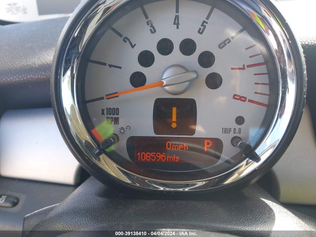 2012 MINI COOPER WMWSU3C59CT543420 Photo 6