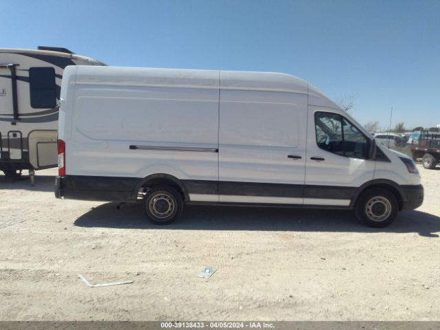 1FTBR3X83NKA69899 Ford Transit-250 Cargo Van