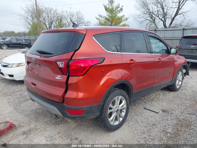 Ford ESCAPE SE 2019 1FMCU9GD6KUA15186 Image 4