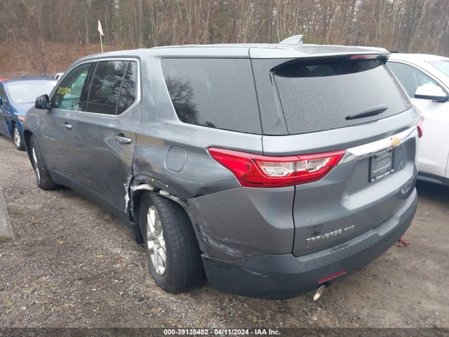 Chevrolet Traverse Ls 2018 1GNEVFKW7JJ141680 Image 3