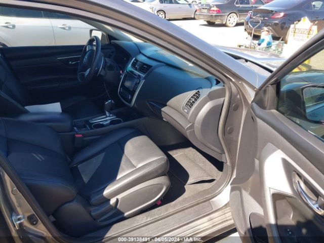 1N4AL3AP1JC202795 Nissan Altima 2.5 Sr