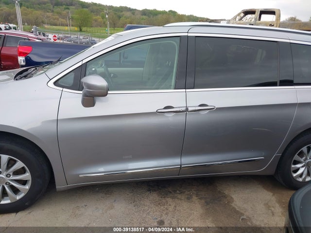 Chrysler Pacifica Touring L 2019 2C4RC1BG9KR554368 Image 15