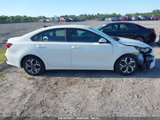 3KPF24AD5ME312762 KIA Forte Lxs