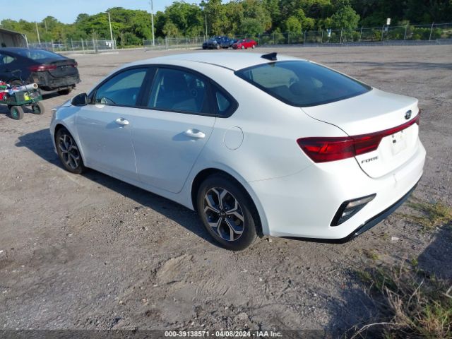 3KPF24AD5ME312762 KIA Forte Lxs