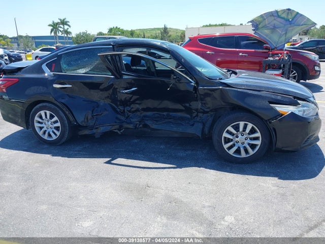 1N4AL3AP6JC275998 Nissan Altima 2.5 S