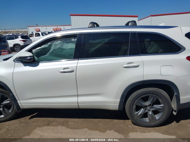 Toyota Highlander Limited Platinum 2017 5TDDZRFHXHS408362 Image 14