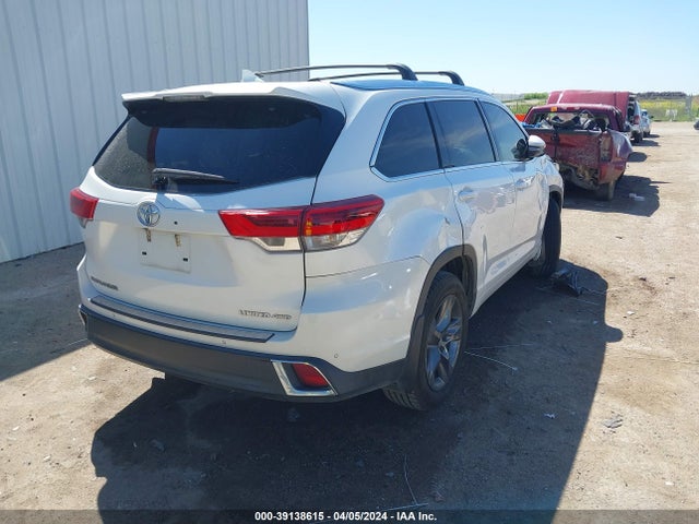 Toyota Highlander Limited Platinum 2017 5TDDZRFHXHS408362 Image 4