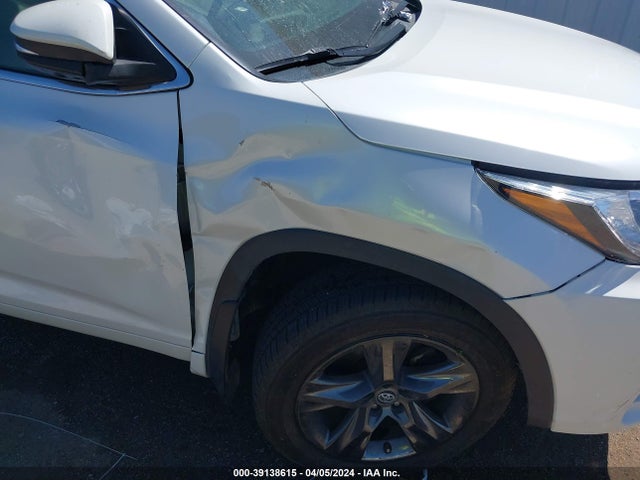 Toyota Highlander Limited Platinum 2017 5TDDZRFHXHS408362 Image 6
