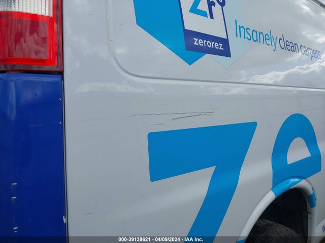 Chevrolet Express 3500 Work Van 2017 1GCZGHFFXH1301006 Image 18