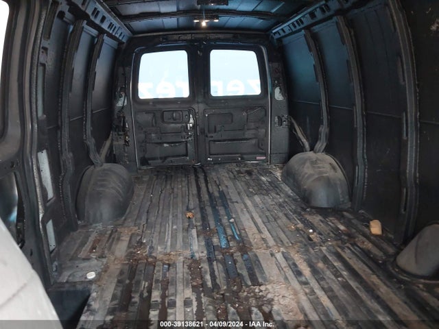 Chevrolet Express 3500 Work Van 2017 1GCZGHFFXH1301006 Image 8