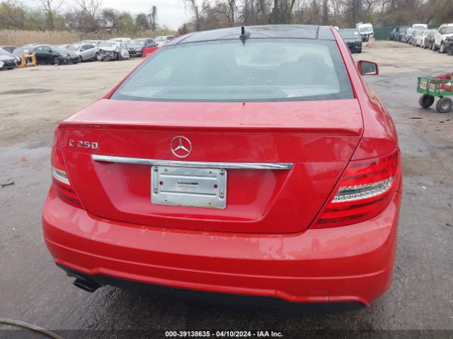 WDDGJ4HB3FG369028 Mercedes-Benz C 250