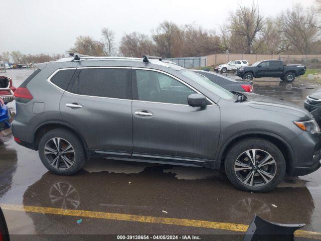 JN8AT2MV6JW319628 Nissan Rogue Sl