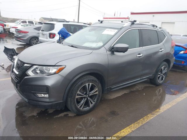 JN8AT2MV6JW319628 Nissan Rogue Sl