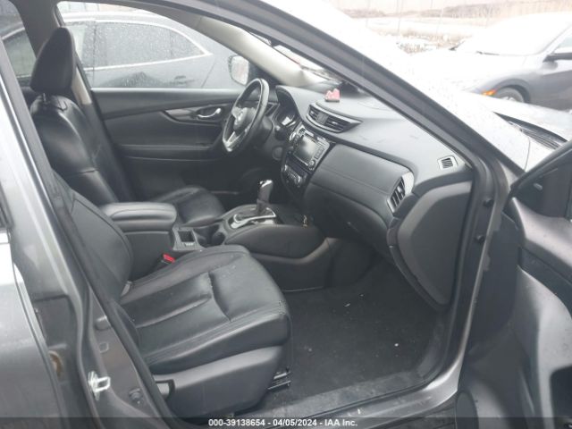 JN8AT2MV6JW319628 Nissan Rogue Sl