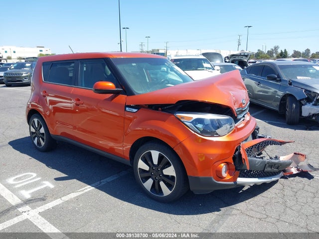 KIA SOUL + 2018 KNDJP3A57J7563471 Image 1