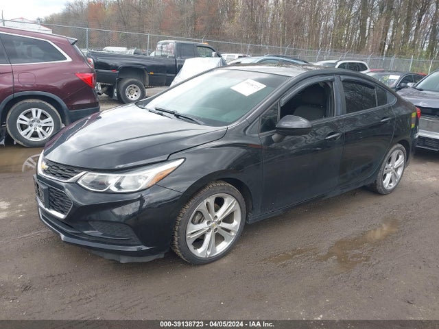 Chevrolet Cruze Ls Manual 2017 1G1BB5SM6H7173887 Image 2
