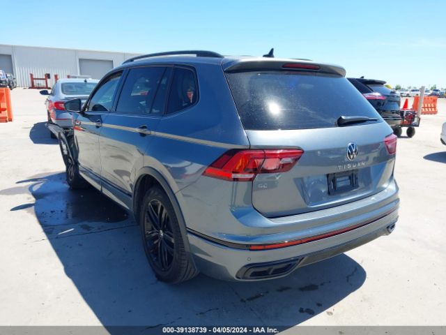 3VVCB7AXXNM024288 Volkswagen Tiguan 2.0t Se R-line Black