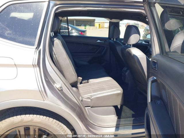 3VVCB7AXXNM024288 Volkswagen Tiguan 2.0t Se R-line Black