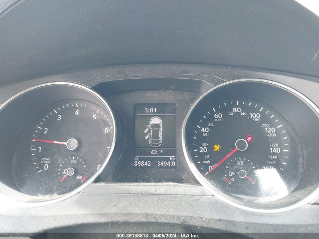 3VWB67AJ9JM219039 Volkswagen Jetta 1.4t Se/1.4t Wolfsburg Edition
