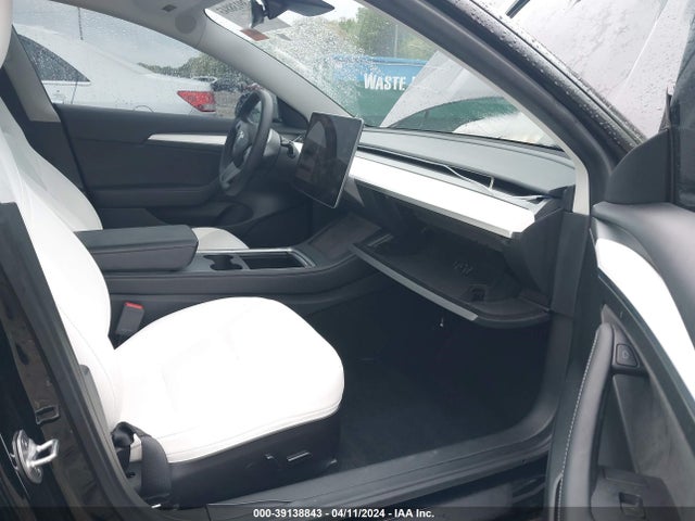 2023 TESLA MODEL 3 5YJ3E1EA2PF425091 Photo 4
