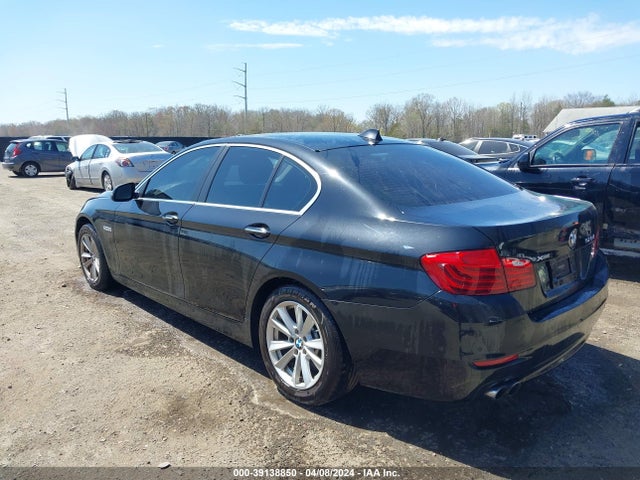 BMW 528i Xdrive 2014 WBA5A7C54ED613657 Image 3
