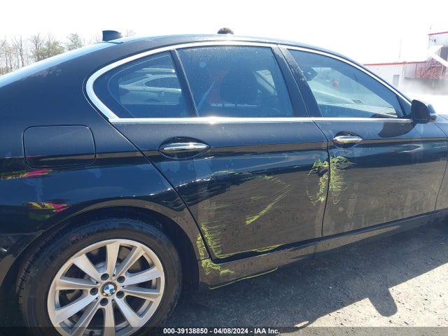 BMW 528i Xdrive 2014 WBA5A7C54ED613657 Image 6