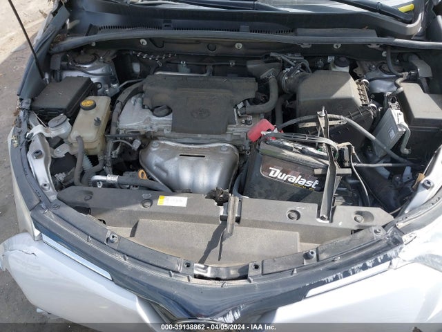 Toyota RAV4 LE 2018 2T3ZFREV3JW426566 Image 10