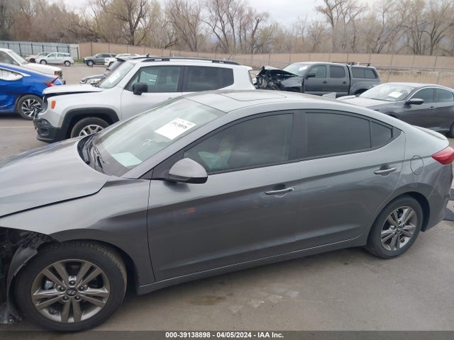 Hyundai Elantra Value Edition 2018 5NPD84LF7JH362722 Image 15