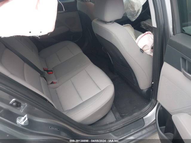 Hyundai Elantra Value Edition 2018 5NPD84LF7JH362722 Image 8