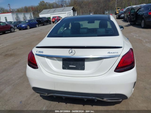 W1KWF8EB7MR612589 Mercedes-Benz C 300 4matic