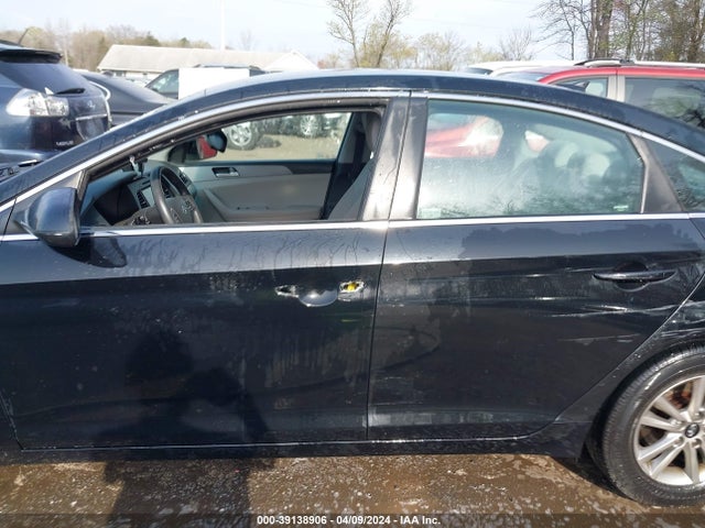 Hyundai SONATA SE 2016 5NPE24AF7GH356940 Image 14