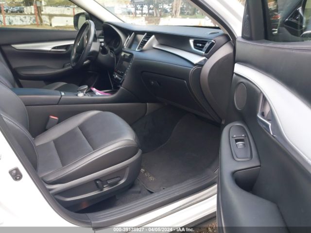 3PCAJ5M18LF119227 Infiniti Qx50 Luxe