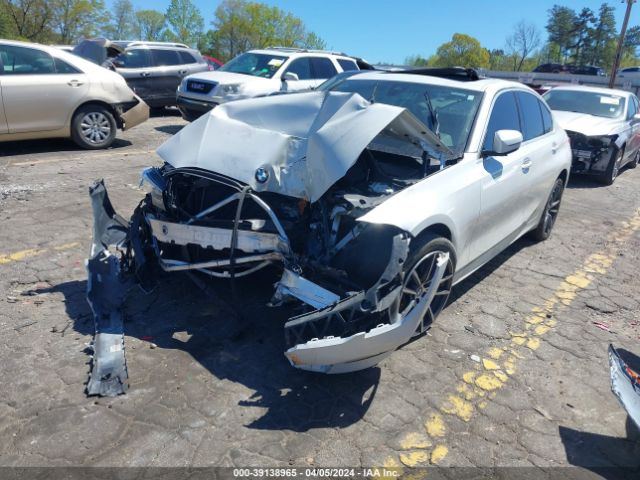 3MW5R1J03L8B22214 BMW 330I