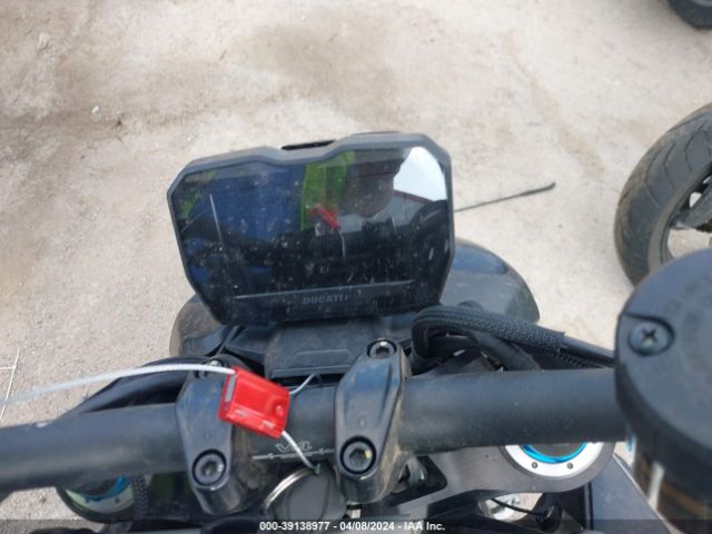2022 DUCATI STREETFIGHTER ZDMFAKNW2NB007225 Photo 6