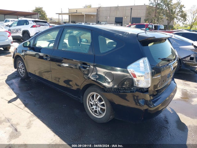 Toyota Prius V Three 2014 JTDZN3EU9EJ002806 Image 3