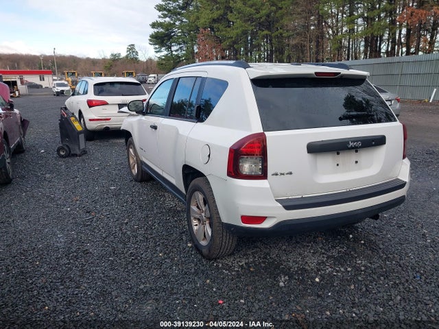 Jeep Compass Sport 2014 1C4NJDBB9ED644427 Image 3