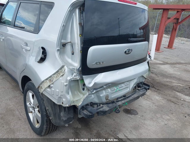 KIA Soul 2018 KNDJN2A25J7604623 Image 6