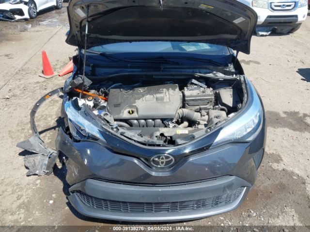 NMTKHMBX0LR117810 Toyota C-HR XLE