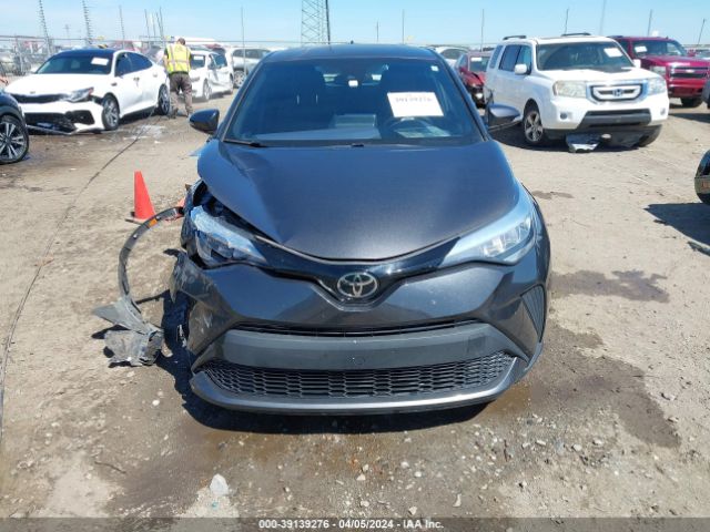 NMTKHMBX0LR117810 Toyota C-HR XLE