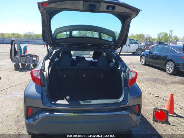 NMTKHMBX0LR117810 Toyota C-HR XLE