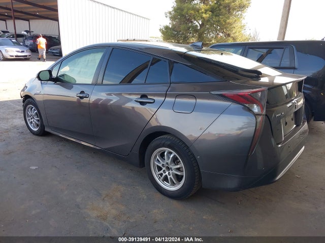 Toyota Prius Two 2017 JTDKBRFU5H3559488 Image 3