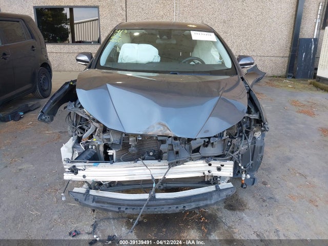 Toyota Prius Two 2017 JTDKBRFU5H3559488 Image 6