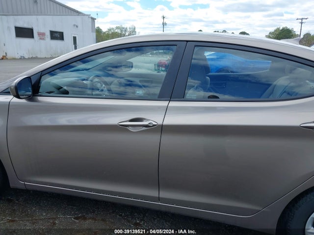 Hyundai ELANTRA SE 2016 5NPDH4AE3GH722295 Image 14